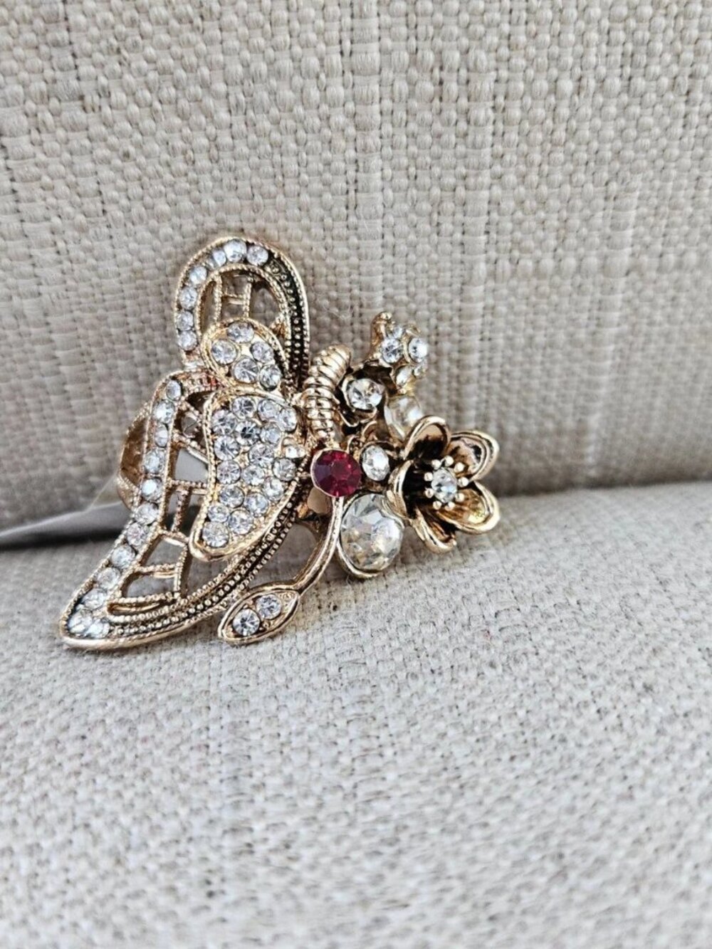 Butterfly Ring Fashion Women Ring Gold Tone Fashion Jewelry Ring Size 8 NW - Picture 3 of 11